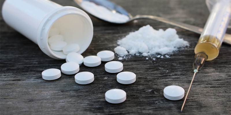 Is fentanyl an opiate?